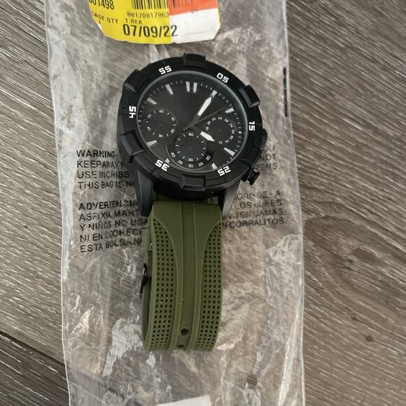 Brand New Men's Chronograph Watch On Army Color Olive Green - Picture 2 of 6